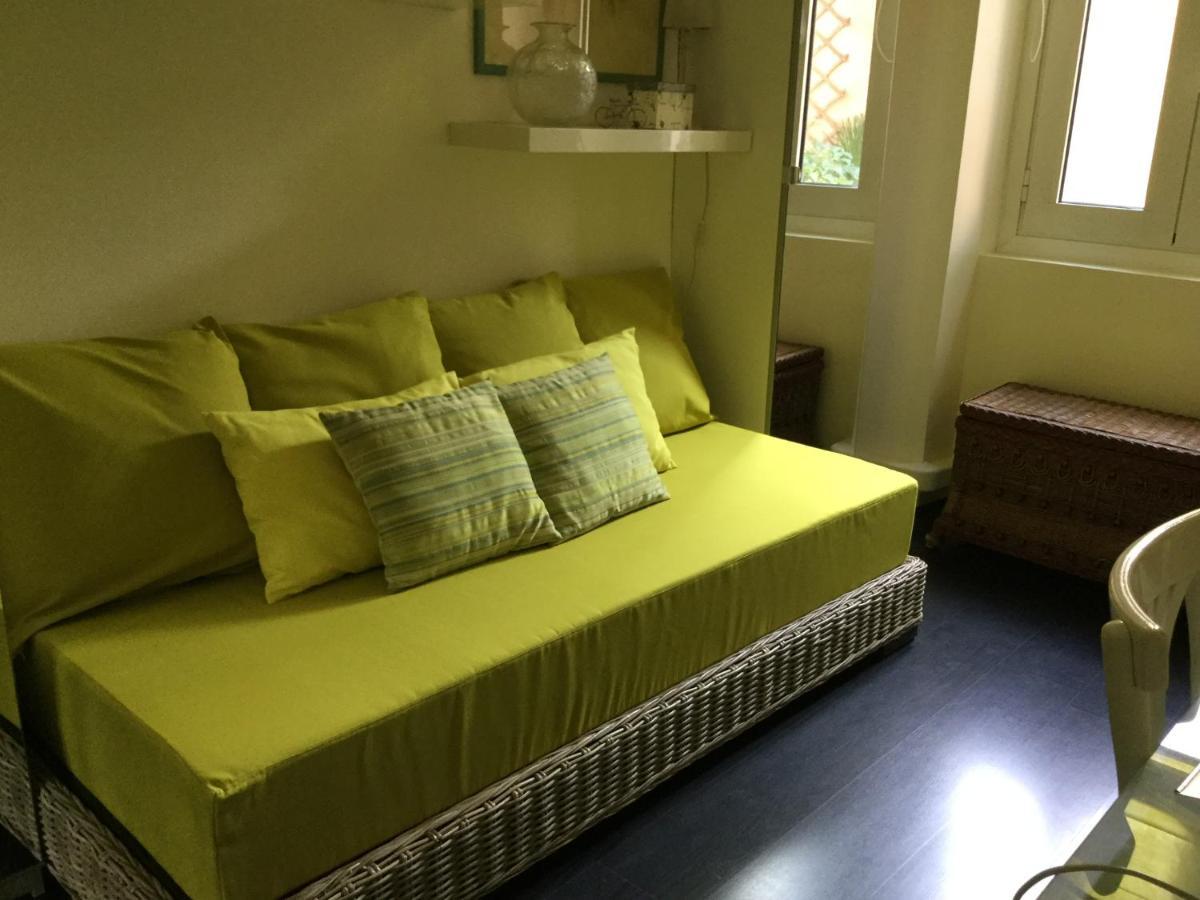 Chambre 1 Personne Avec Terrasse Centre Ville Marseille 3 Nuits Min , Femme Uniquement Ngoại thất bức ảnh