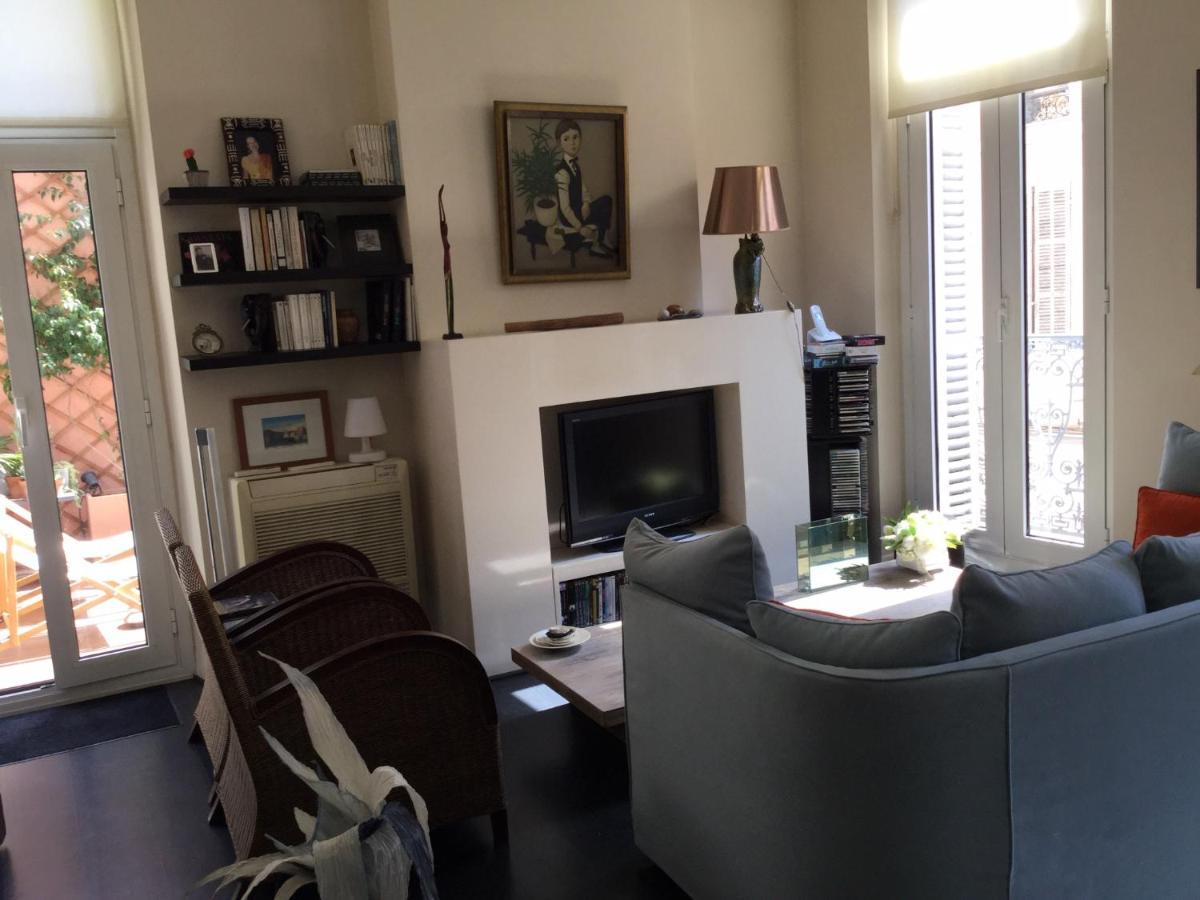 Chambre 1 Personne Avec Terrasse Centre Ville Marseille 3 Nuits Min , Femme Uniquement Ngoại thất bức ảnh