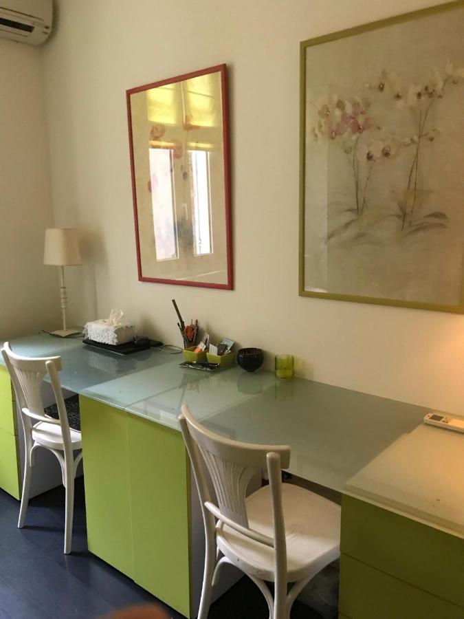Chambre 1 Personne Avec Terrasse Centre Ville Marseille 3 Nuits Min , Femme Uniquement Ngoại thất bức ảnh